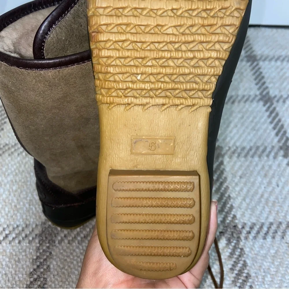 Tory Burch Argyll Shearling-Lined Lace Up Winter Duck Boots Size 6
